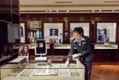 大光明眼镜 百年老店“光明”不减 钟表销售续写传奇
